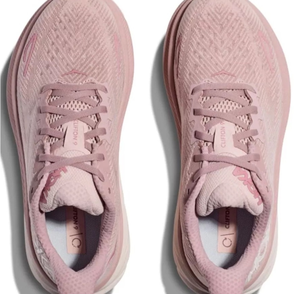 Hoka Clifton 9 Pink – Women’s Size 6B – Great Condition